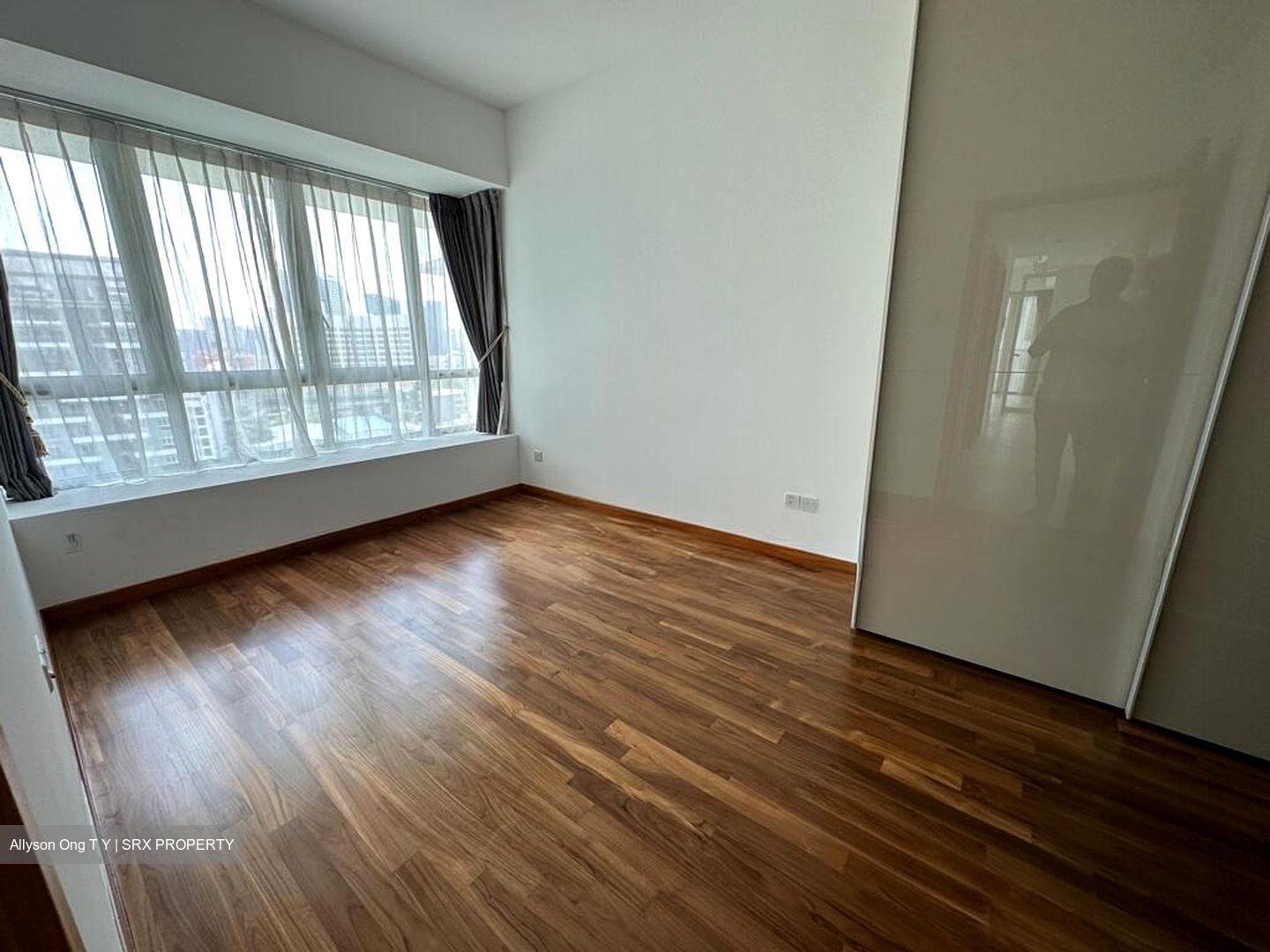 Pavilion 11 (D11), Condominium #499582831